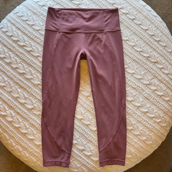 Athleta High Rise Crop - Picture 2 of 6